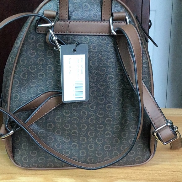 NWT Guess backpack - Picture 3 of 11